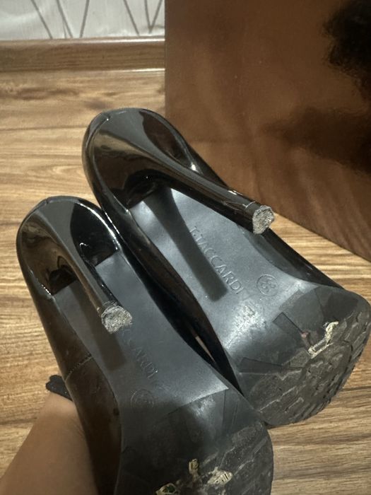 Туфли лакированные 35 размер