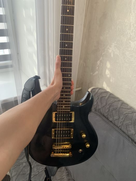 Электрогитара ручной работы