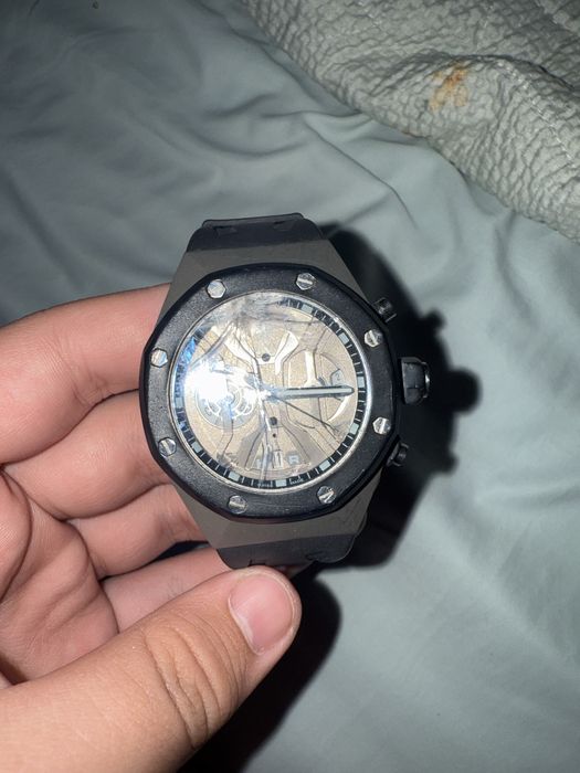 продам часы royal oak off shore