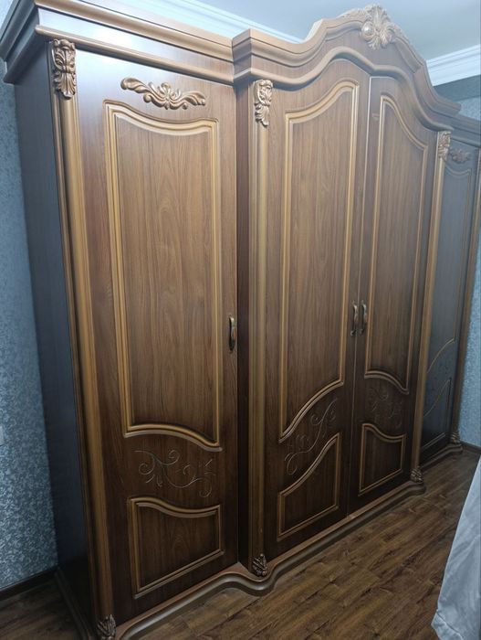 Спальный гарнитур