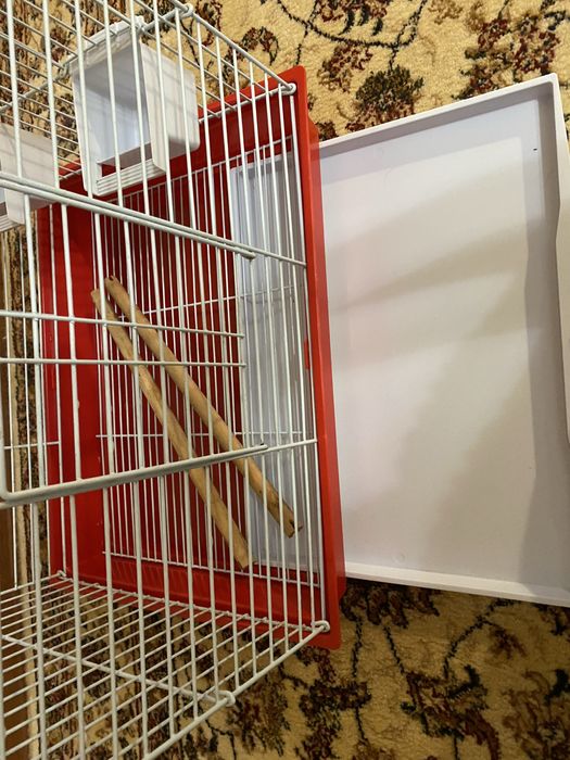 Клетка для средних и крупных птиц