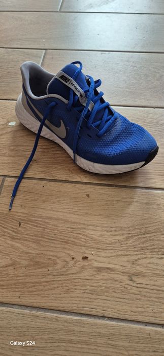 Adidași Nike băieți