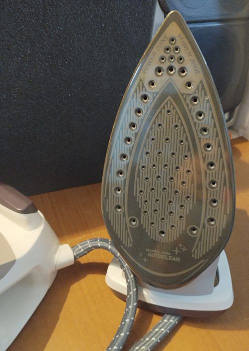 Statie calcat cu boiler Tefal