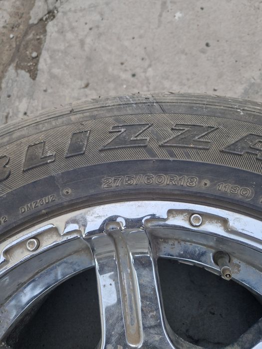 Продам диск с резиной