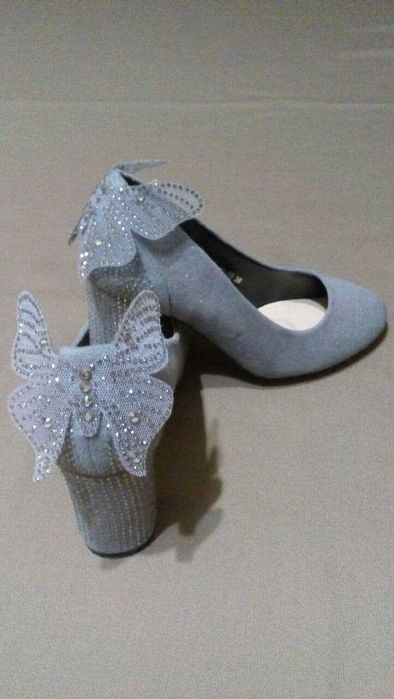 Новые туфли 40 размера