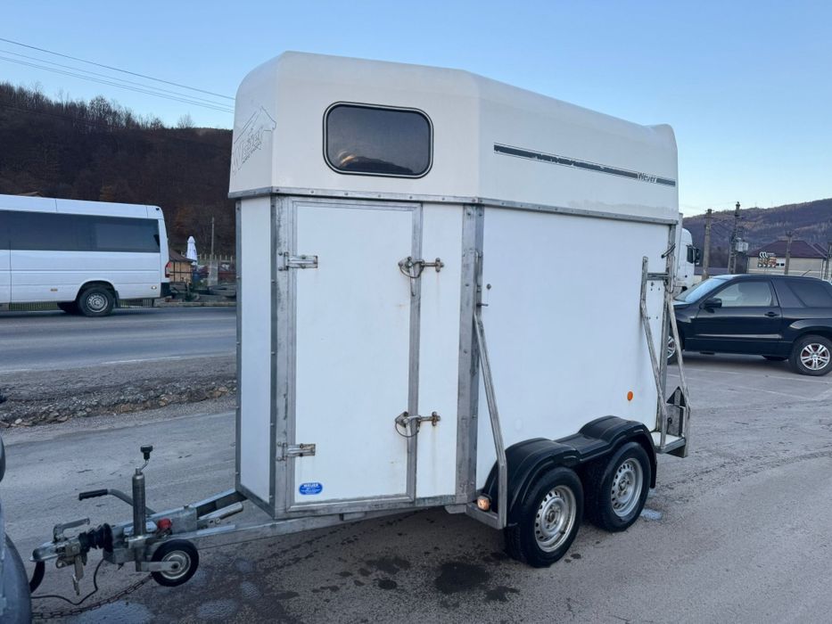 Remorca cai remorca animale