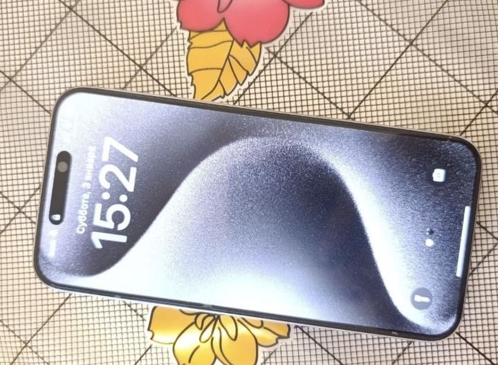 срочно продам iPhone 15 Pro MaX 512 gb