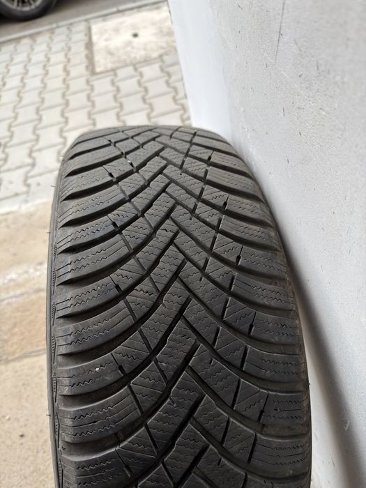 Зимни гуми Hankook 205/55/16 DOT 22