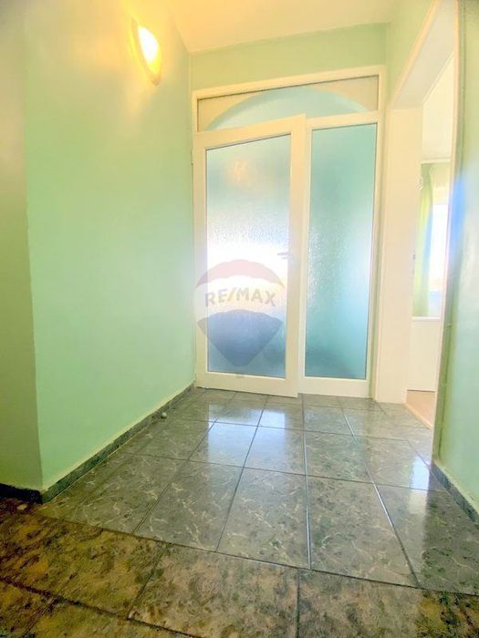 Дава се под наем Двустаен апартамент в Варна, Чайка - 65 кв.м за 498.27 € - Снимка #9