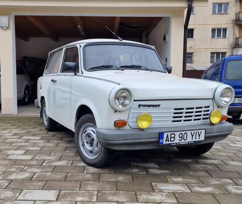 Vând Trabant 1.1
