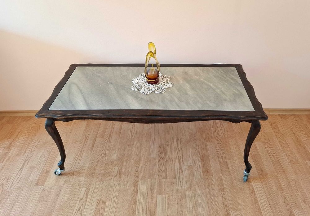 Аристократична холна масичка с мраморен плот, УНИКАТ