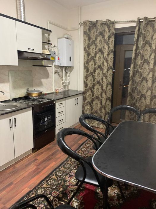 АЗИЯ гостиница олдида Янги курилган Дом