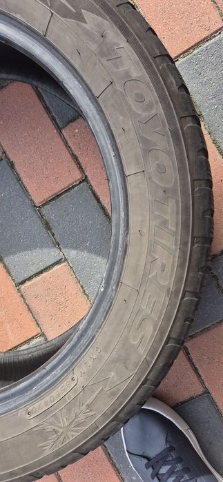 Anvelope iarna  215 55 r17