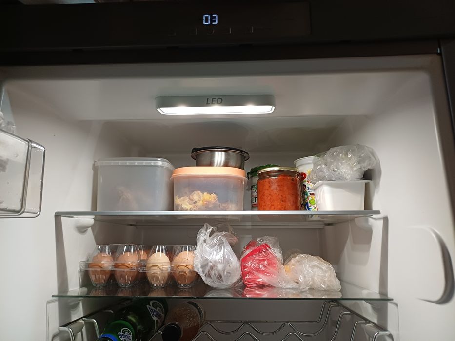 Хладилник с фризер  Bauknecht