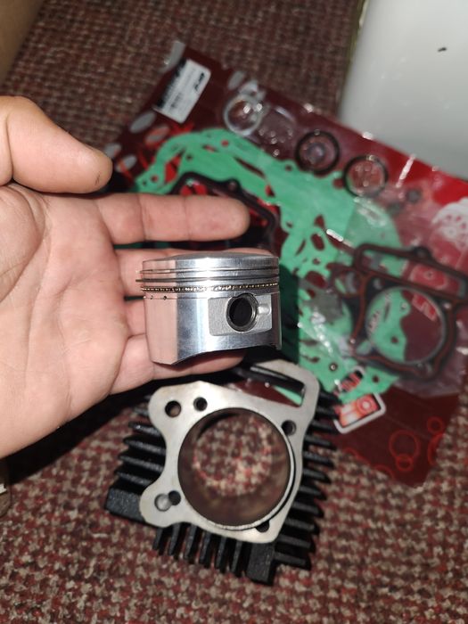 Set nou plus garnituri noi 125cc