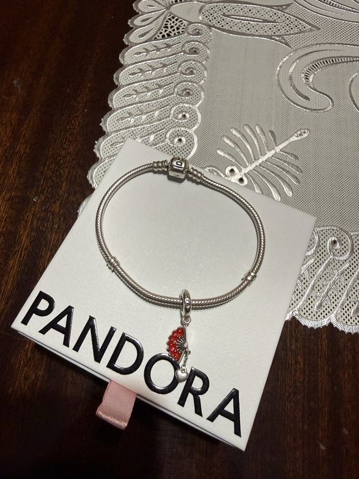 Сребърна гривна пандора