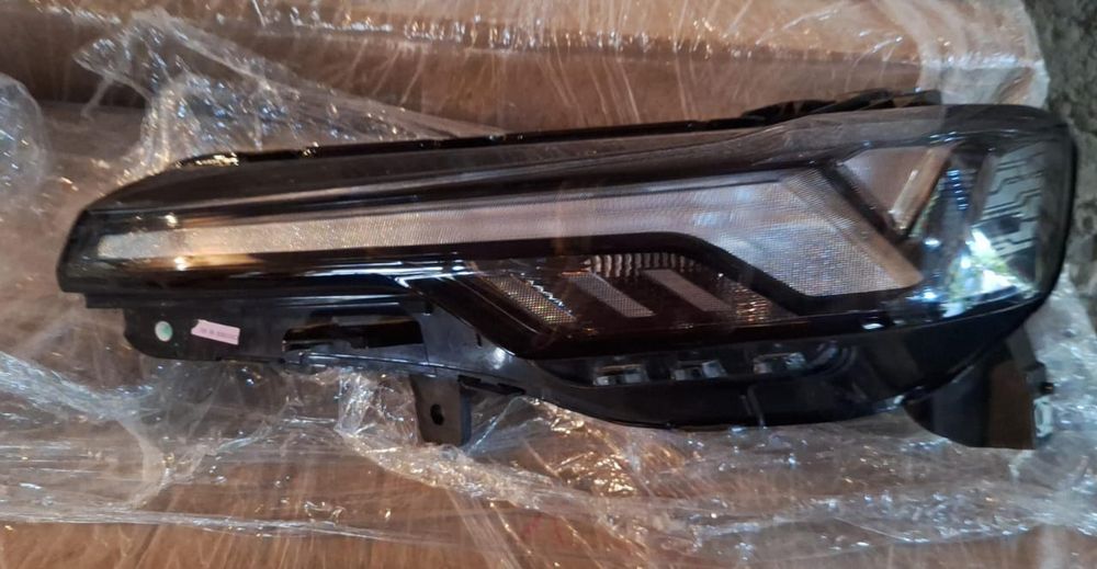 Фара на Чанган cs55 plus