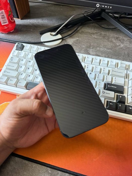 Iphone 16 Pro Max 1TB sotiladi