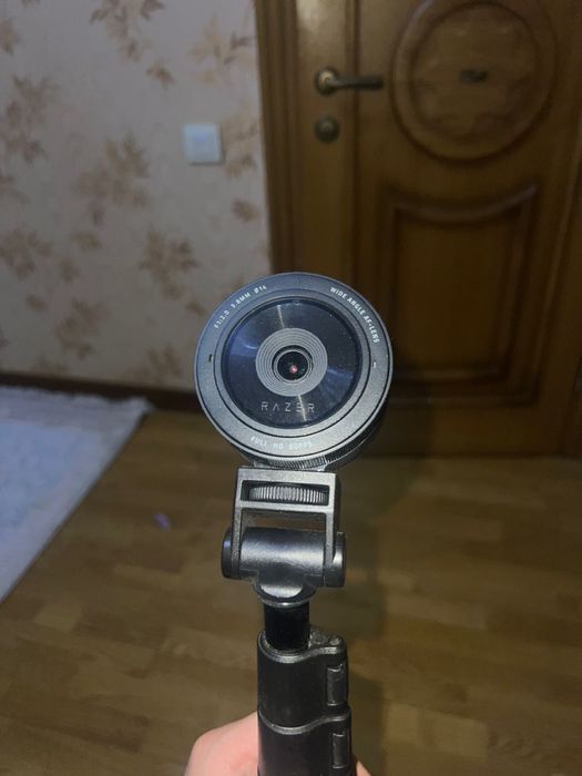 Продам веб камеру Razer Kiyo Pro