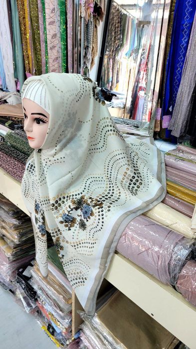 Ayollar uchun roʻmollar