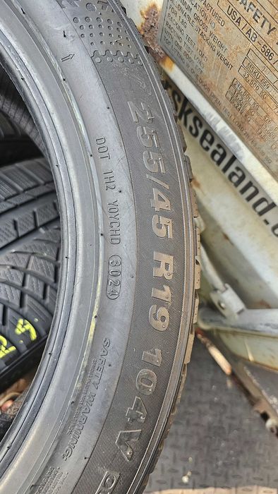 Anvelope 255/45/19 KUMHO iarna 2024