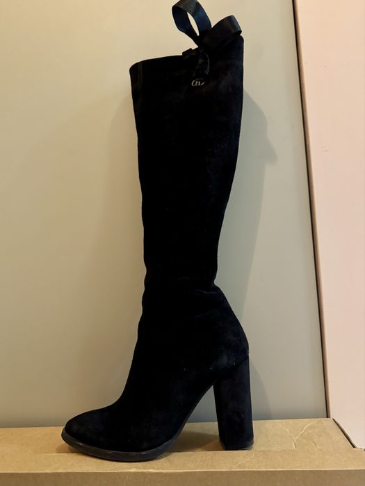 Велурени ботуши на ток Daris