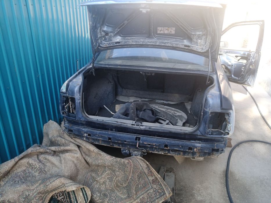 Машина Опель вектра обмен срочно