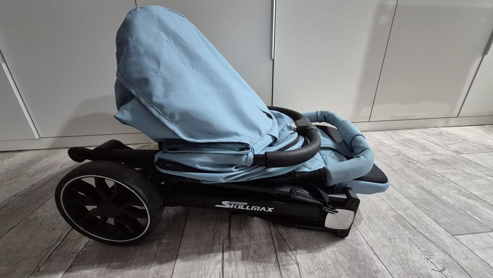 Продам детскую коляску