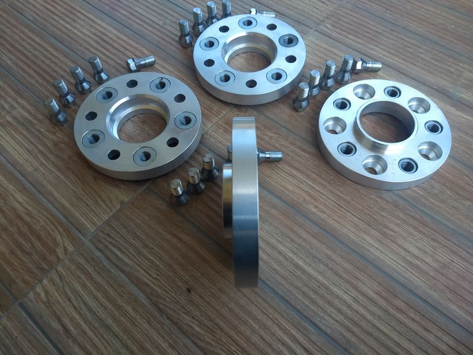 Flanșe distantiere 20 mm BMW