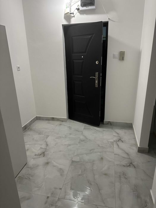 De închiriat apartament cu  2 camere, Baia Mare, str. IL Caragiale.