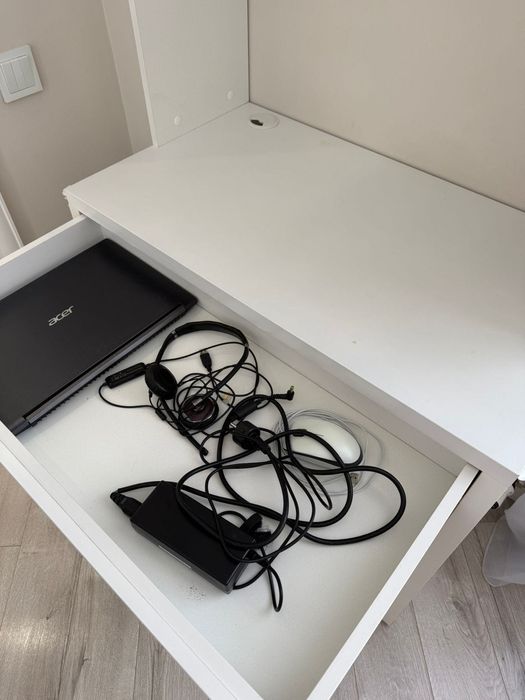 Письменный стол б/у