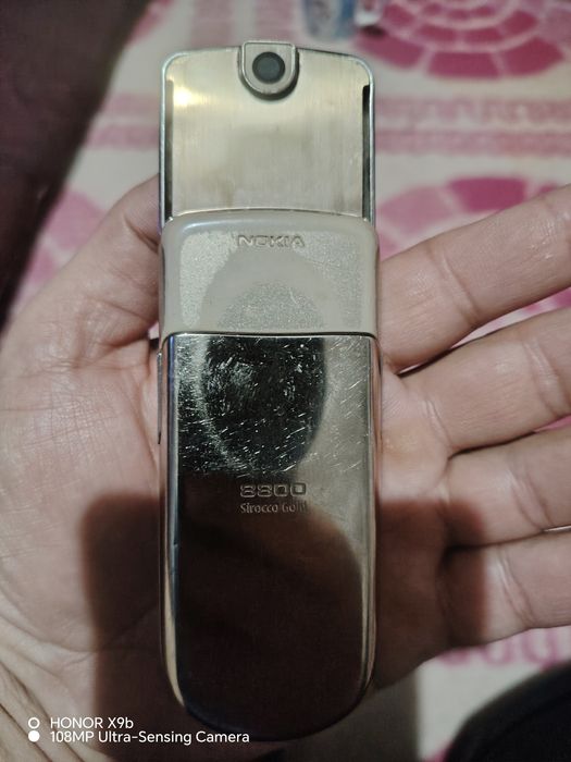 Срочно продам корпус для нокиа 8800 sirocco в нормальном состоянии