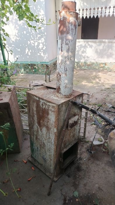 Печь отопительная под уголь/газ для дома
