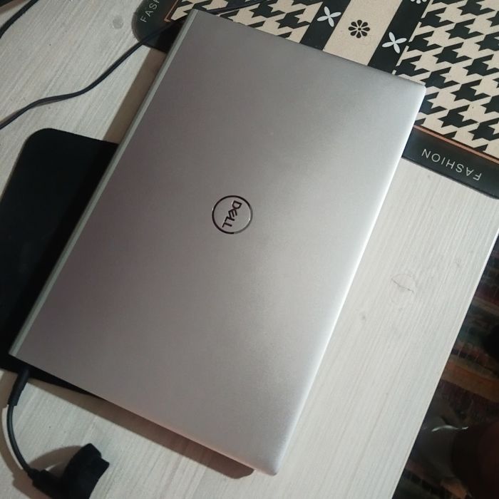 Laptop Dell Inspiron14,SLIM,Intel i5-1135G7,video Iris Xe Graphics 4Gb