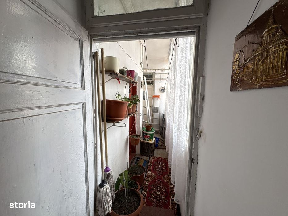 Apartament de 4 camere in Buzesti/4-Room Apartment in Buzesti