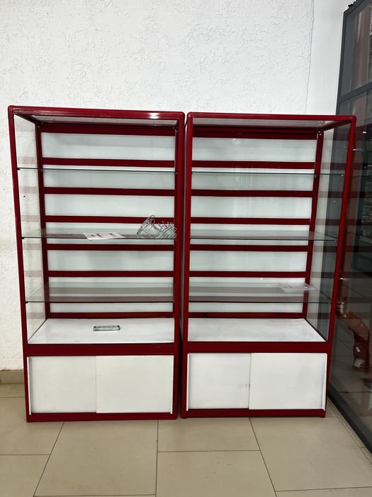 Продам мебель для магазина