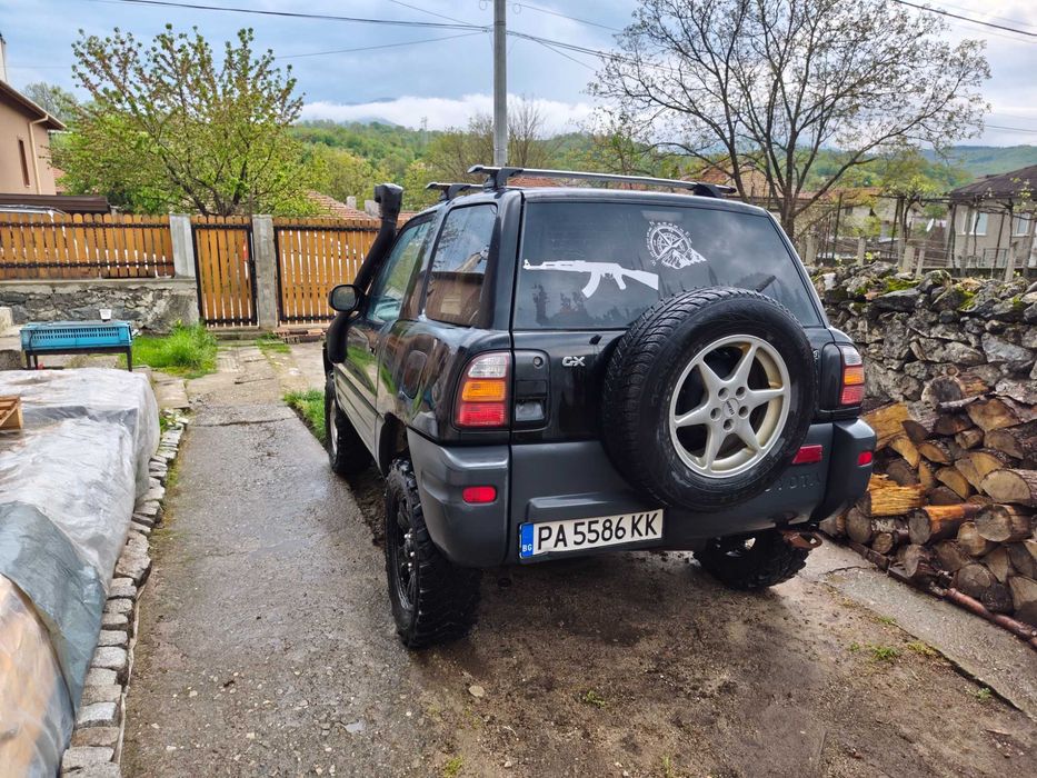 Toyota Raw 4 2.0