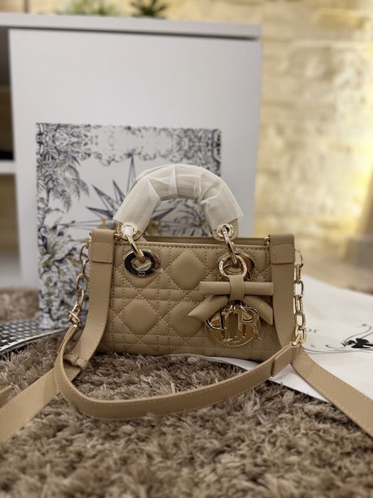 Дамска чанта Chritian Dior