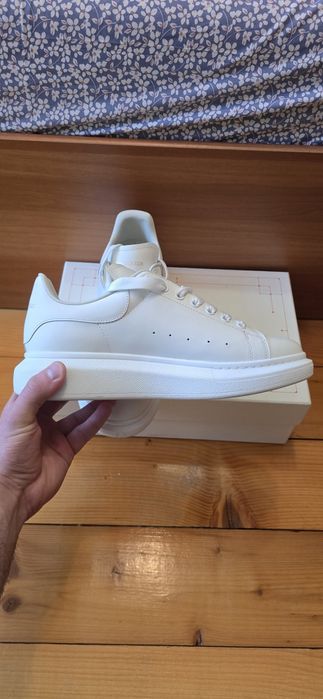 Alexander McQueen oversized sneakers Triple White 44
