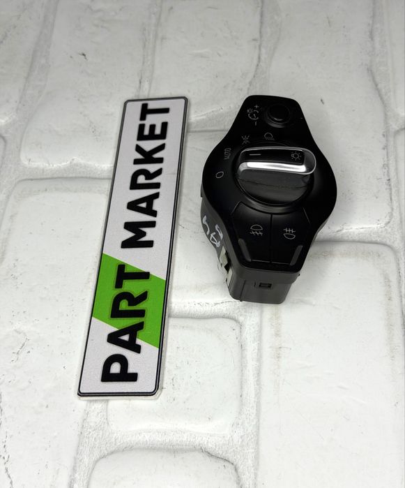 Ключ фарове AUDI A4 A5 Q5 8K0941531AL