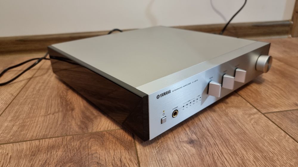 Тонколони  Yamaha ns-bp150 и усилвател yamaha a-u670