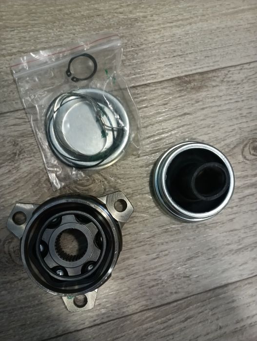 Запчасти на Монтеро Спорт