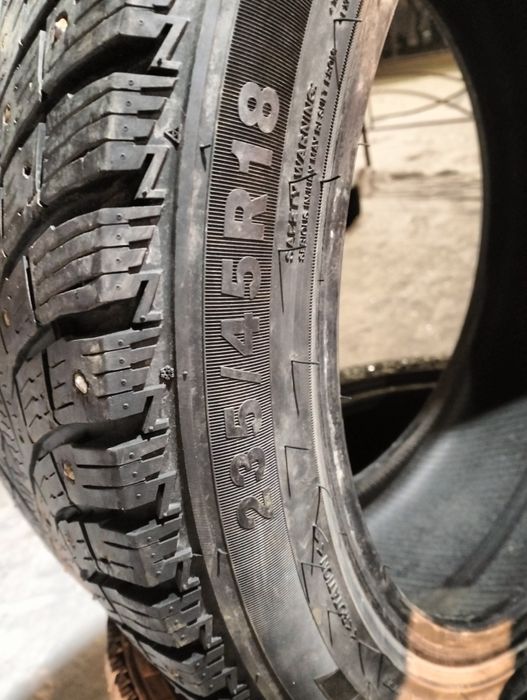 Продам зимнюю резину