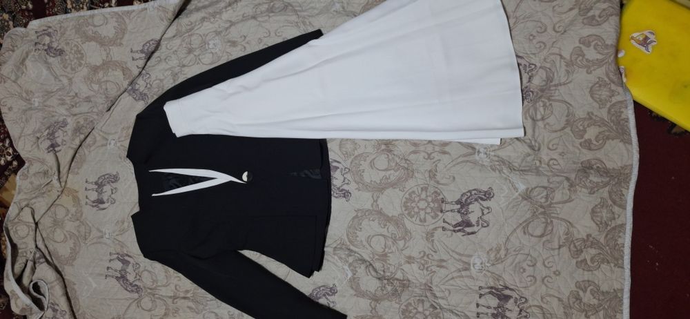 Костюм ва юбка. Куз мавсуми учун ажойиб. Факат бир марта туйга кейилга