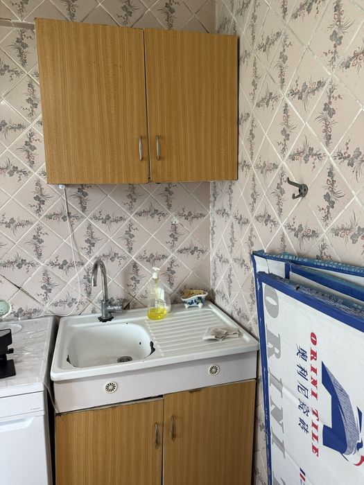 Кухонные шкафы даром