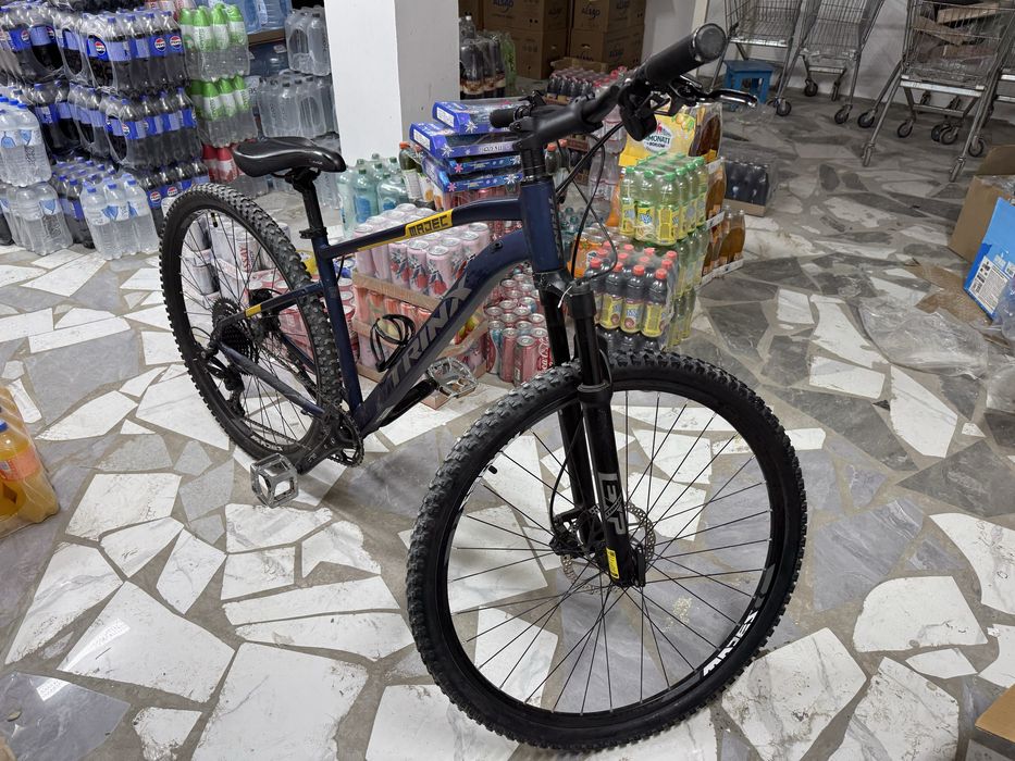 Велик модель TRINX хороший