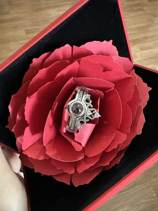 Продам серебрянное кольцо Grace silver