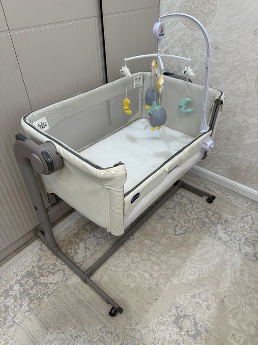 Chicco приставная манежка