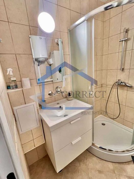 Дава се под наем Двустаен апартамент в Варна, Галата - 56 кв.м за 357 € - Снимка #1