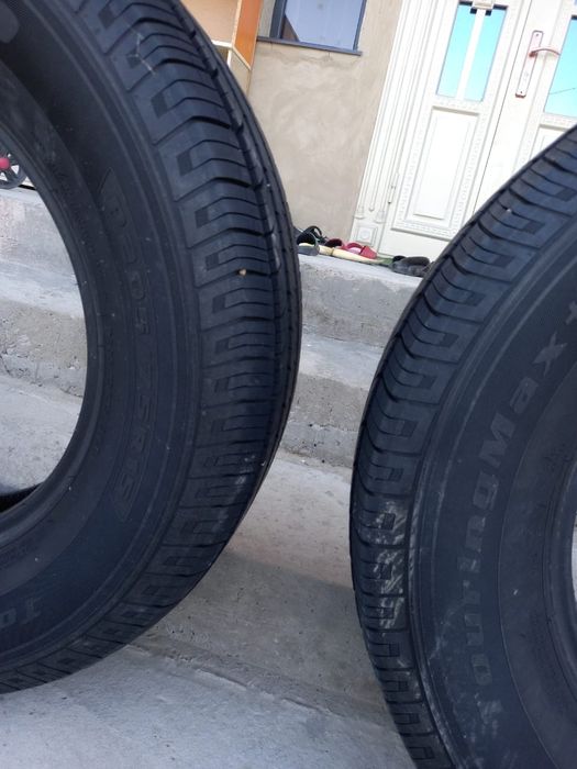2 Шины  205/75/R15